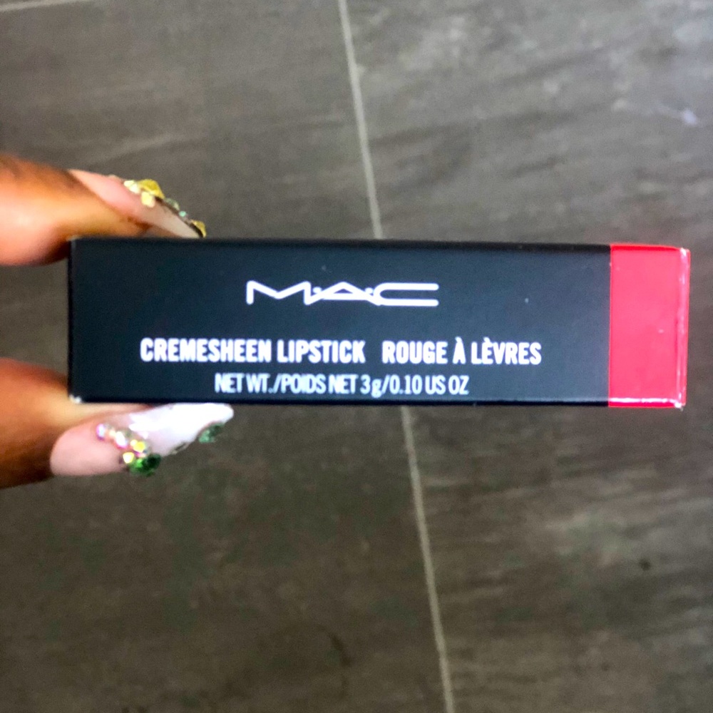 Mac cosmetics lipstick in shade Pretty Boy
